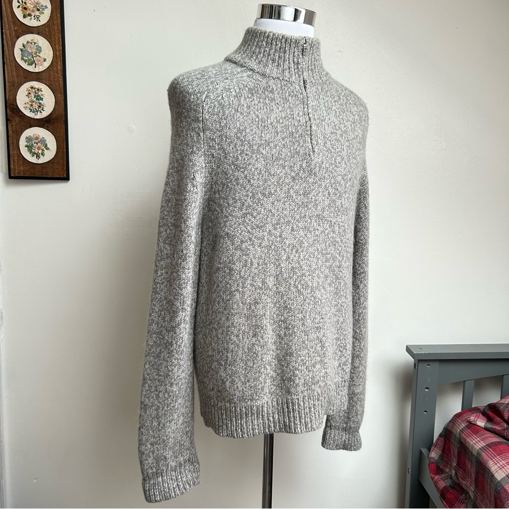 Banana Republic Alpaca Lambswool Knit Turtleneck Sweater - Picture 11 of 13